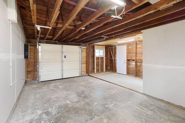 2460 S Balls Ferry Road, Anderson, CA 96007