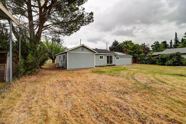 2460 S Balls Ferry Road, Anderson, CA 96007