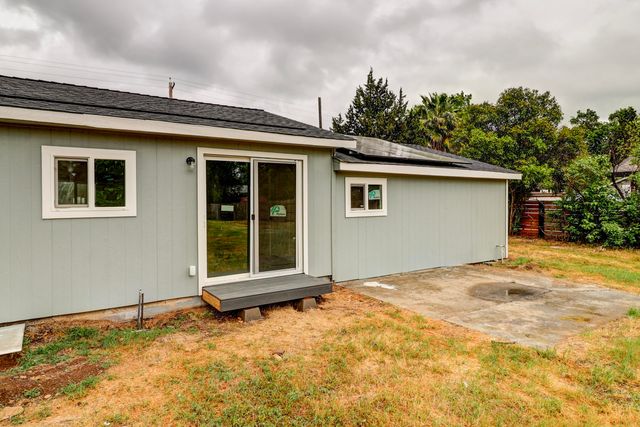 2460 S Balls Ferry Road, Anderson, CA 96007