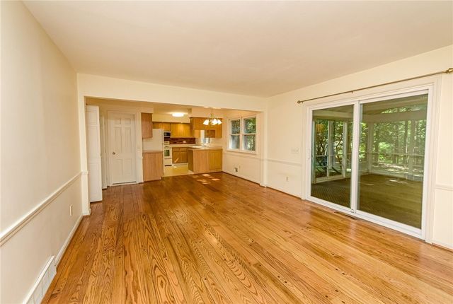 1216 Gerrads Cross, Webster, NY 14580