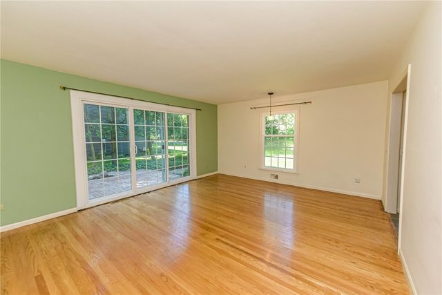 1216 Gerrads Cross, Webster, NY 14580