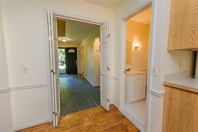 1216 Gerrads Cross, Webster, NY 14580