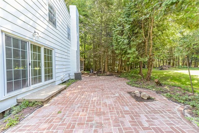 1216 Gerrads Cross, Webster, NY 14580