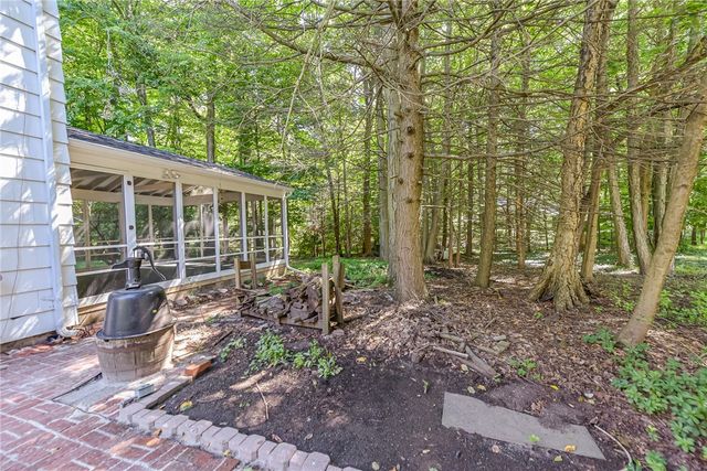 1216 Gerrads Cross, Webster, NY 14580