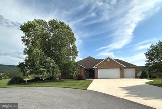 6396 SAUCON VALLEY DRIVE, Fayetteville, PA 17222