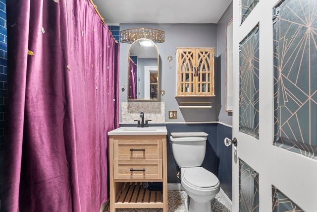 53 Trident Ave 103, Winthrop, MA 02152