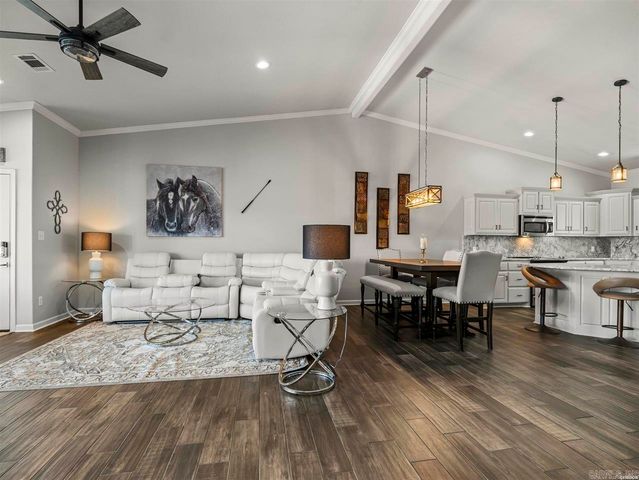 225 Lookout Pt Apt C3, Hot Springs, AR 71913