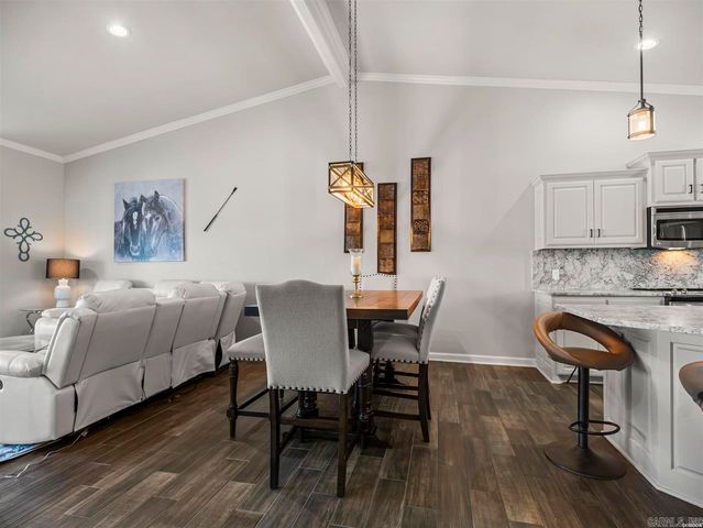 225 Lookout Pt Apt C3, Hot Springs, AR 71913