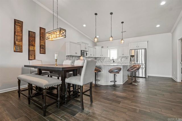 225 Lookout Pt Apt C3, Hot Springs, AR 71913