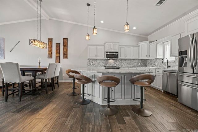 225 Lookout Pt Apt C3, Hot Springs, AR 71913