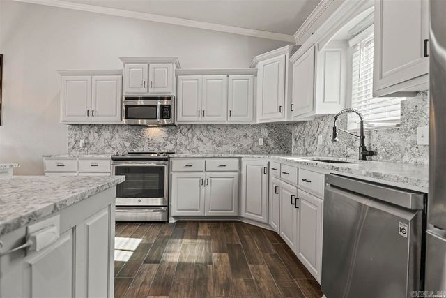 225 Lookout Pt Apt C3, Hot Springs, AR 71913