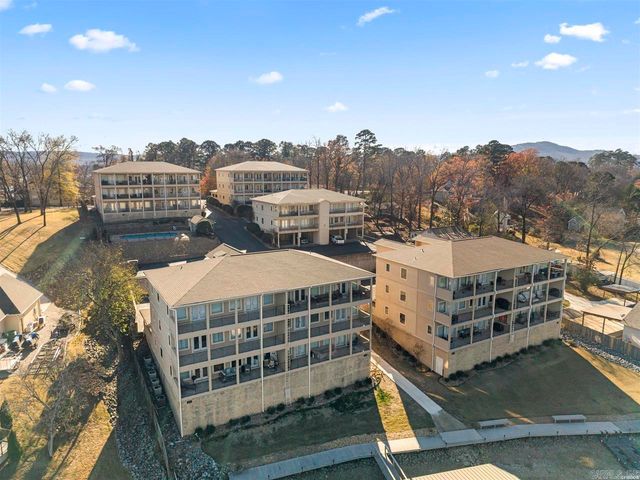 225 Lookout Pt Apt C3, Hot Springs, AR 71913