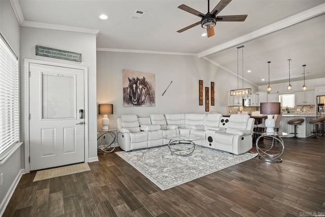 225 Lookout Pt Apt C3, Hot Springs, AR 71913