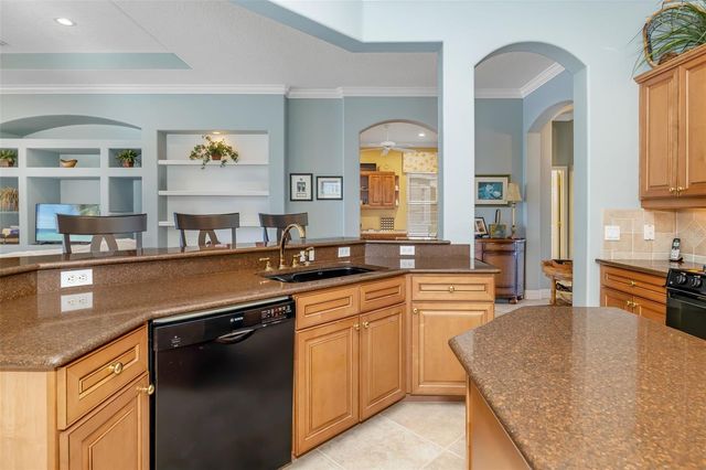 9811 PORTSIDE TERRACE, Bradenton, FL 34212