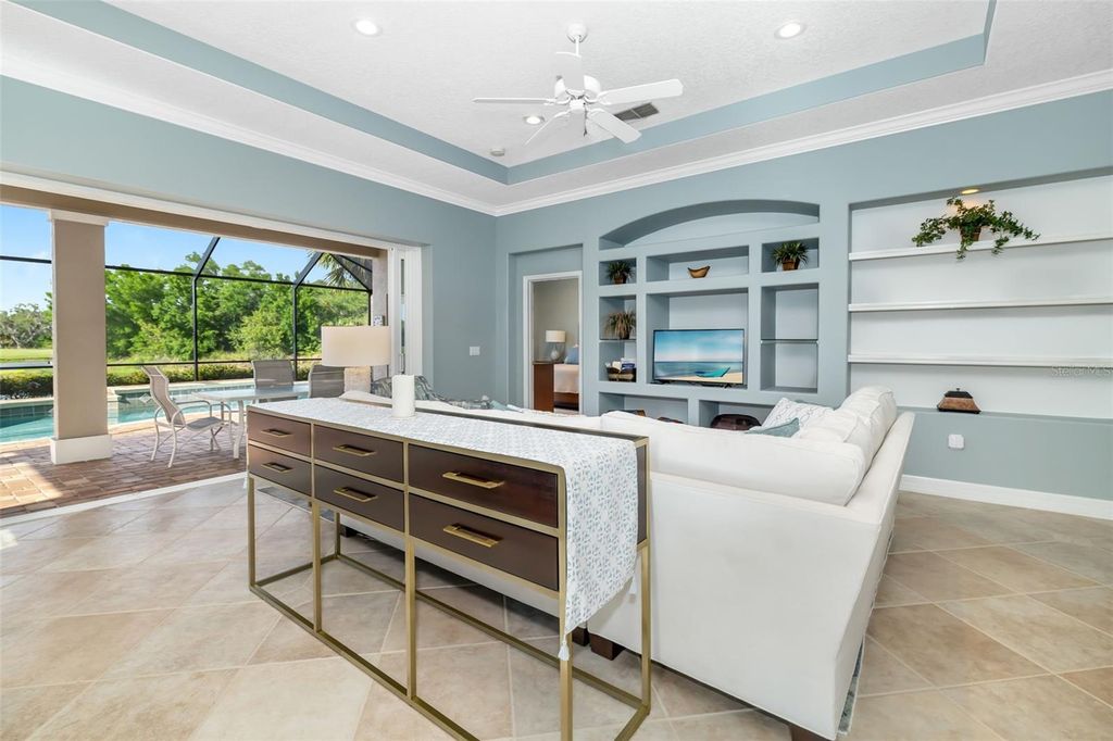 Image 12 of property listing at 9811 PORTSIDE TERRACE, Bradenton, FL 34212