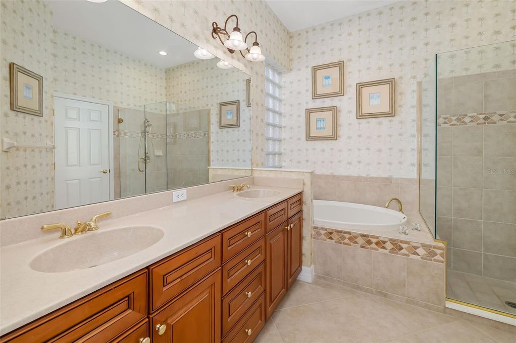 Image 27 of property listing at 9811 PORTSIDE TERRACE, Bradenton, FL 34212