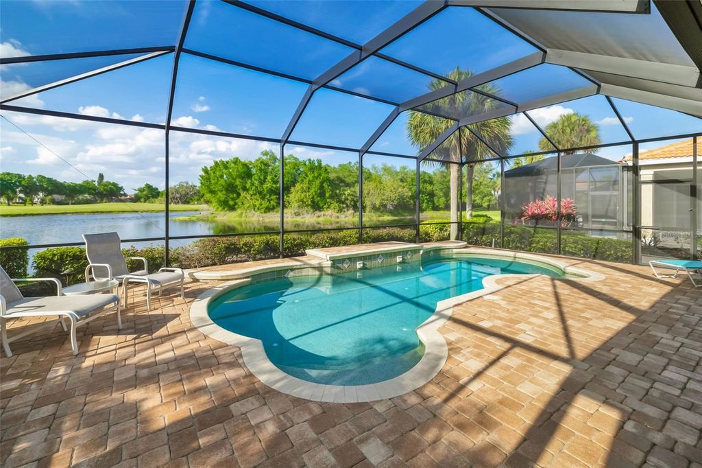 Image 9 of property listing at 9811 PORTSIDE TERRACE, Bradenton, FL 34212
