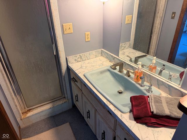 5225 Lava Lane, Indianapolis, IN 46237