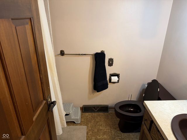 5225 Lava Lane, Indianapolis, IN 46237