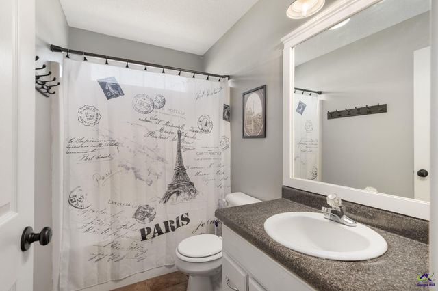 202 Sunnymeade Drive, Warner Robins, GA 31093