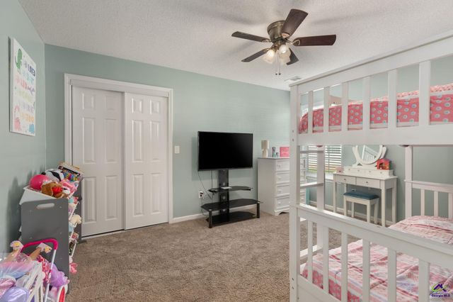 202 Sunnymeade Drive, Warner Robins, GA 31093