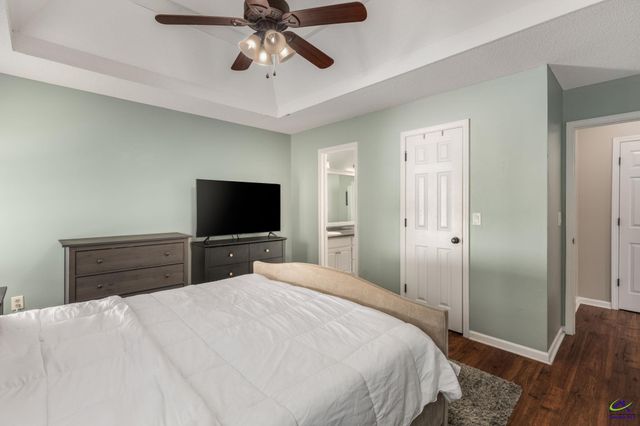 202 Sunnymeade Drive, Warner Robins, GA 31093