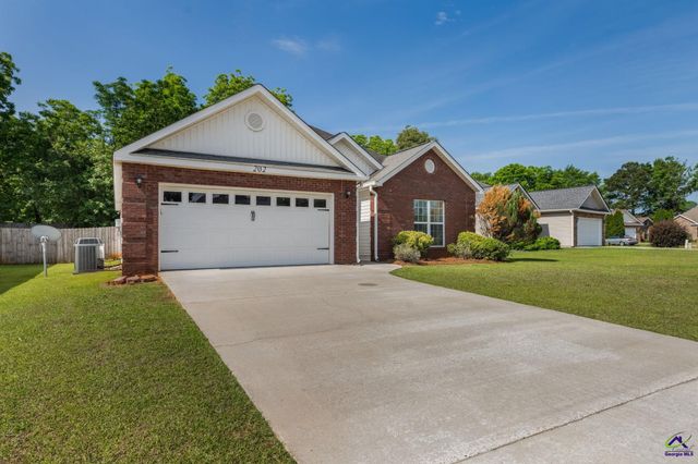 202 Sunnymeade Drive, Warner Robins, GA 31093