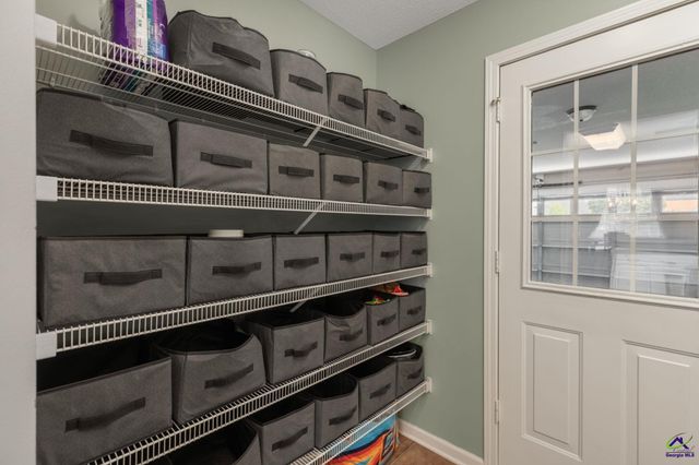 202 Sunnymeade Drive, Warner Robins, GA 31093