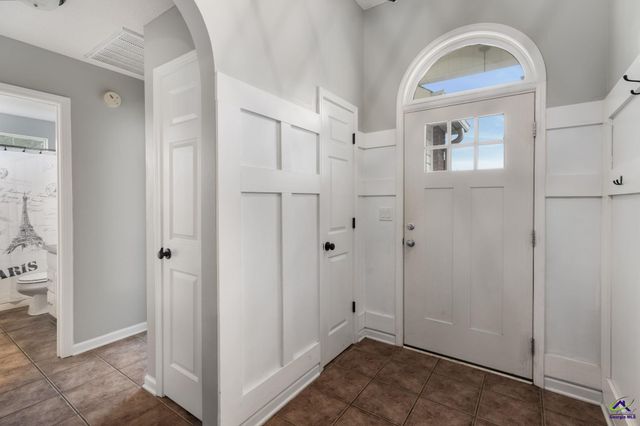 202 Sunnymeade Drive, Warner Robins, GA 31093