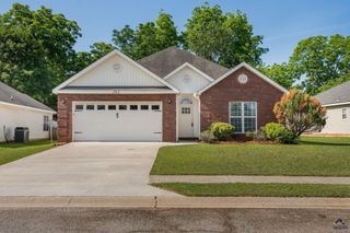 202 Sunnymeade Drive, Warner Robins, GA 31093