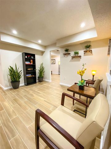 4250 Claremont Drive, Grand Prairie, TX 75052