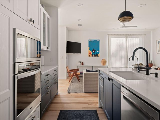 1200 Greenwood Ave, Austin, TX 78721