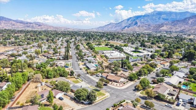 1423 W Hoffer, Banning, CA 92220