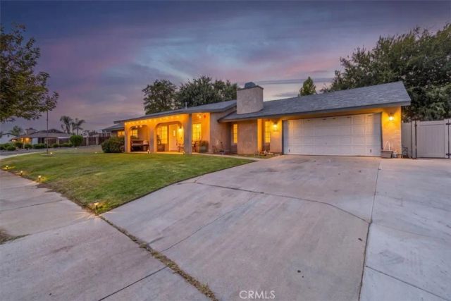1423 W Hoffer, Banning, CA 92220