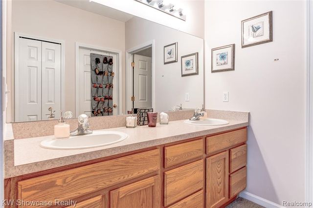 4509 Alexander Pines Drive, Clarkston, MI 48346