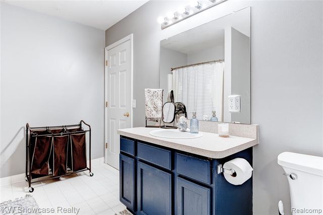 4509 Alexander Pines Drive, Clarkston, MI 48346