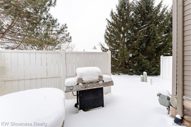 4509 Alexander Pines Drive, Clarkston, MI 48346