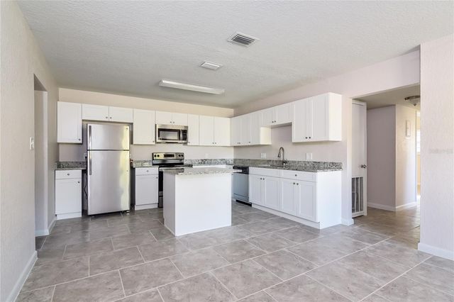 3610 W LEILA AVENUE, Tampa, FL 33611