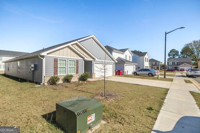 109 Creek Bluff Trail, Warner Robins, GA 31093