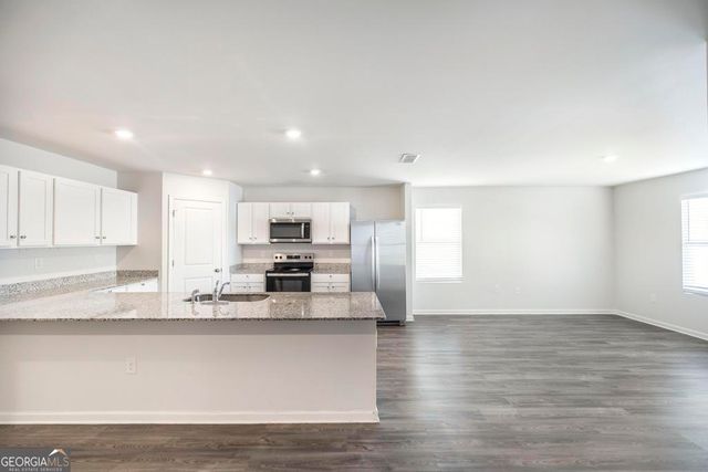 109 Creek Bluff Trail, Warner Robins, GA 31093