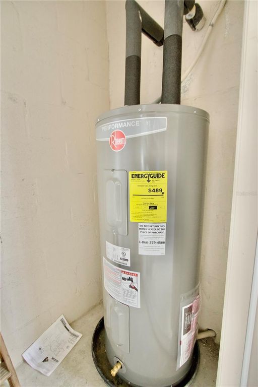 Image 25 of property listing at 1144 SLEEPY OAK DRIVE, Wesley Chapel, FL 33543