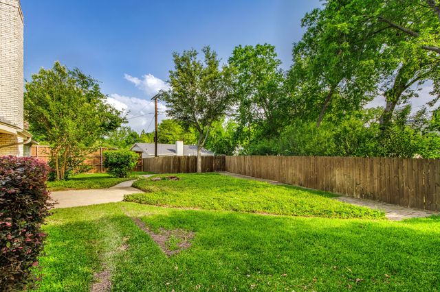 2772 Bay Meadows Circle, Farmers Branch, TX 75234
