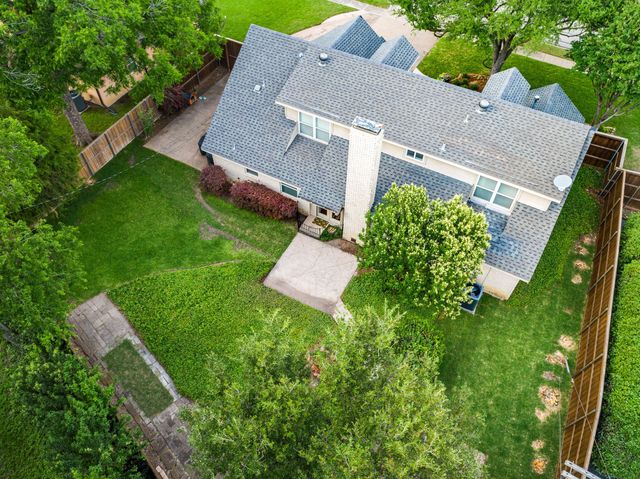 2772 Bay Meadows Circle, Farmers Branch, TX 75234