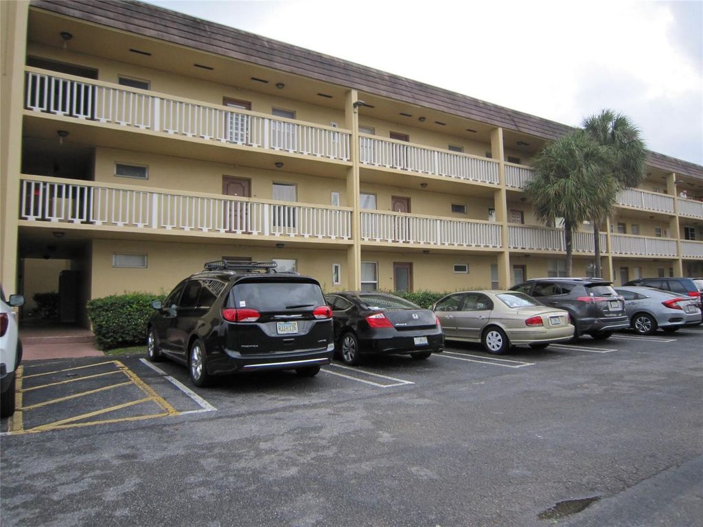 6150 NW 62nd Street 107, Fort Lauderdale, FL 33319