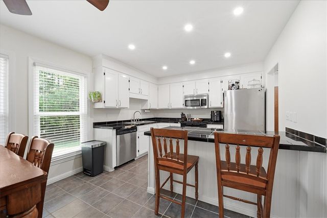 283 Issaqueena Drive, Central, SC 29630