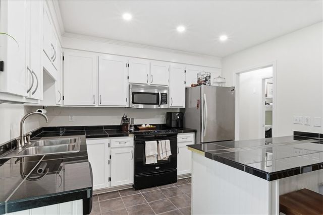 283 Issaqueena Drive, Central, SC 29630