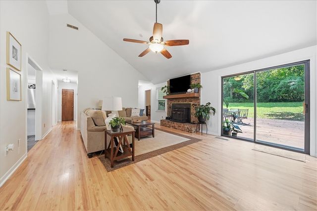 283 Issaqueena Drive, Central, SC 29630