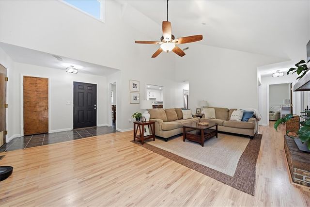 283 Issaqueena Drive, Central, SC 29630