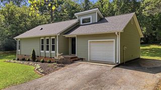 283 Issaqueena Drive, Central, SC 29630