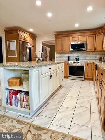 1003 WILTSHIRE DR, La Plata, MD 20646